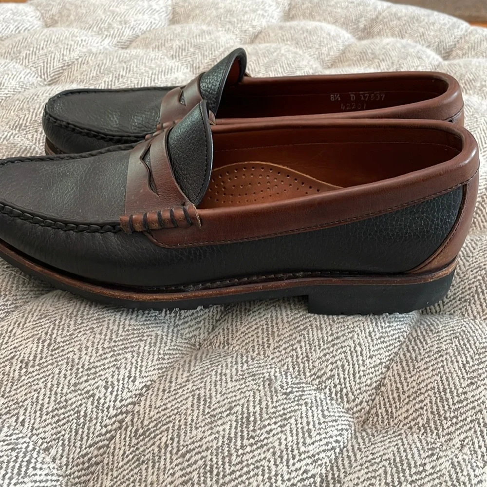 Allen Edmonds Holton size 8.5 D